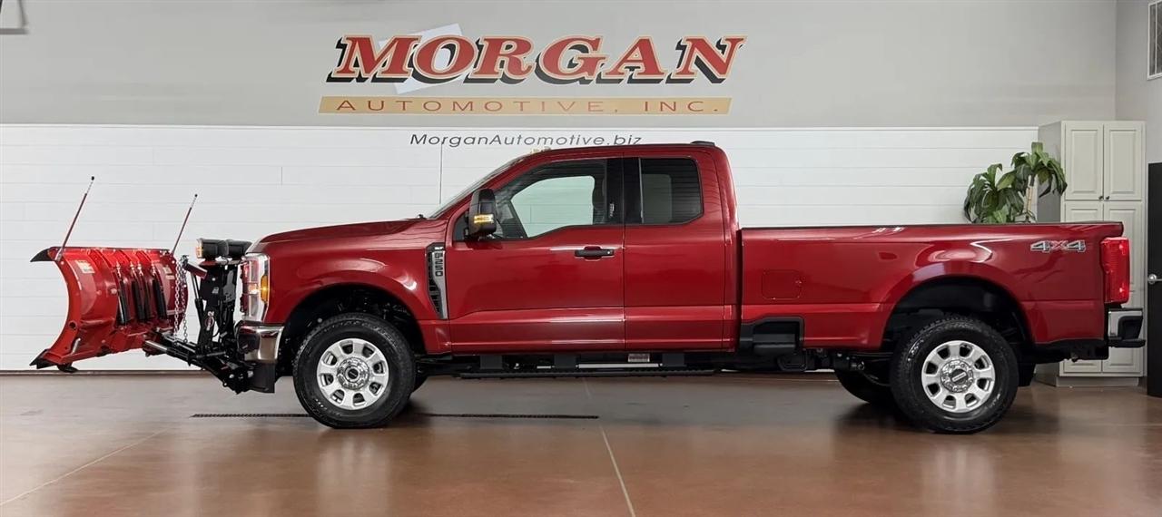 Ford F-250 SD XLT SuperCab 4WD 2024