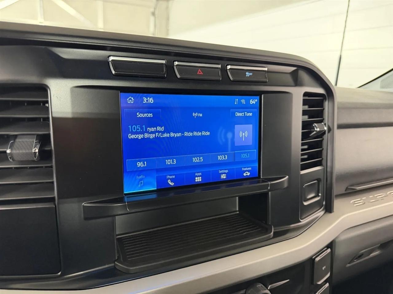 Ford F-250 SD XLT SuperCab 4WD 2024