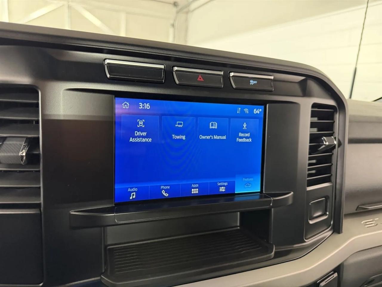 Ford F-250 SD XLT SuperCab 4WD 2024