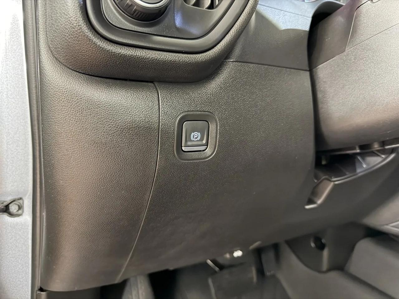 Chevrolet Silverado 1500 Custom Trail Boss Double Cab 4WD 2019