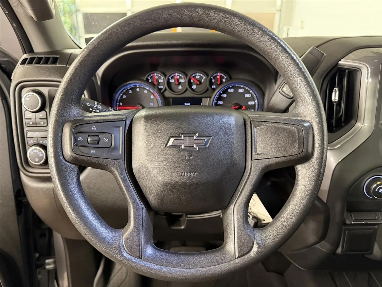 Chevrolet Silverado 1500 Custom Trail Boss Double Cab 4WD 2019