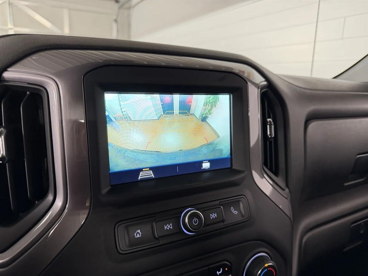 Chevrolet Silverado 1500 Custom Trail Boss Double Cab 4WD 2019