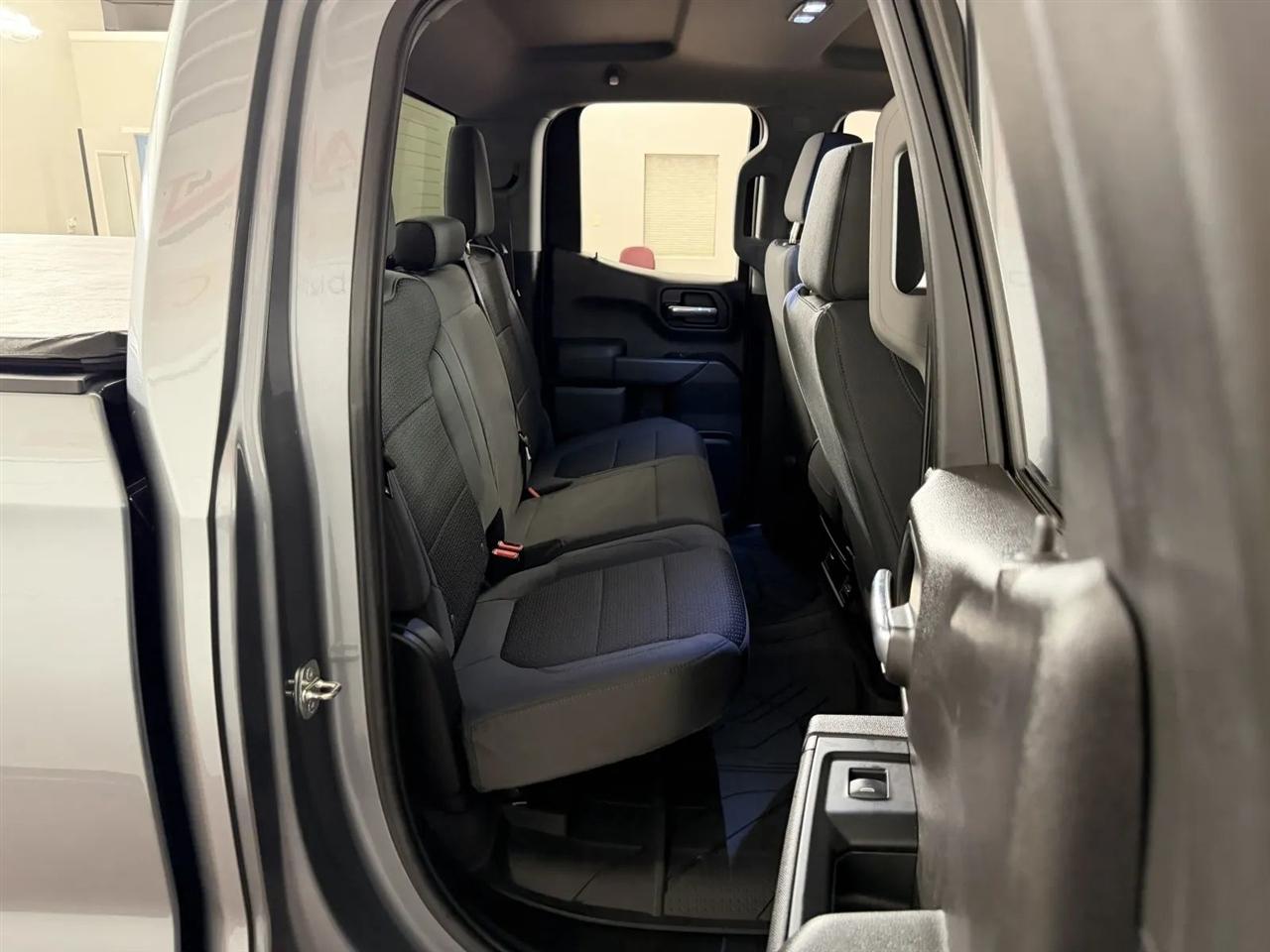 Chevrolet Silverado 1500 Custom Trail Boss Double Cab 4WD 2019
