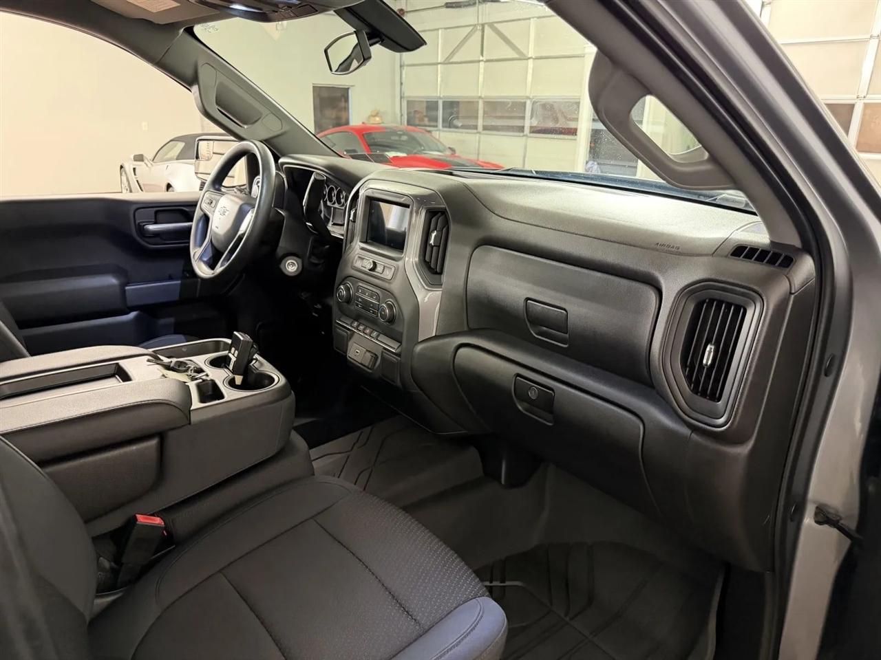 Chevrolet Silverado 1500 Custom Trail Boss Double Cab 4WD 2019