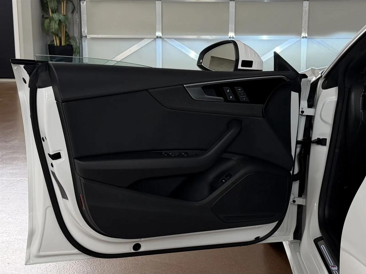 Audi A5 Premium Plus S line 45 TFSII quattro 2023