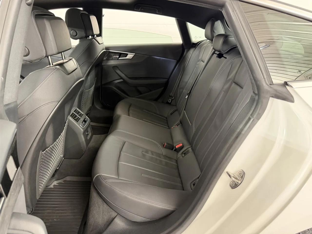 Audi A5 Premium Plus S line 45 TFSII quattro 2023