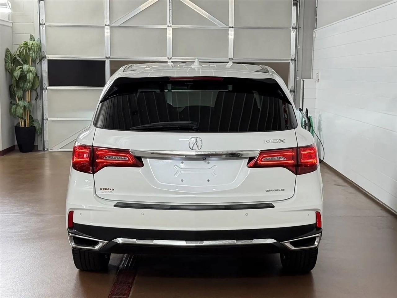 Acura MDX SH-AWD 9-Spd AT w/Tech Package 2020