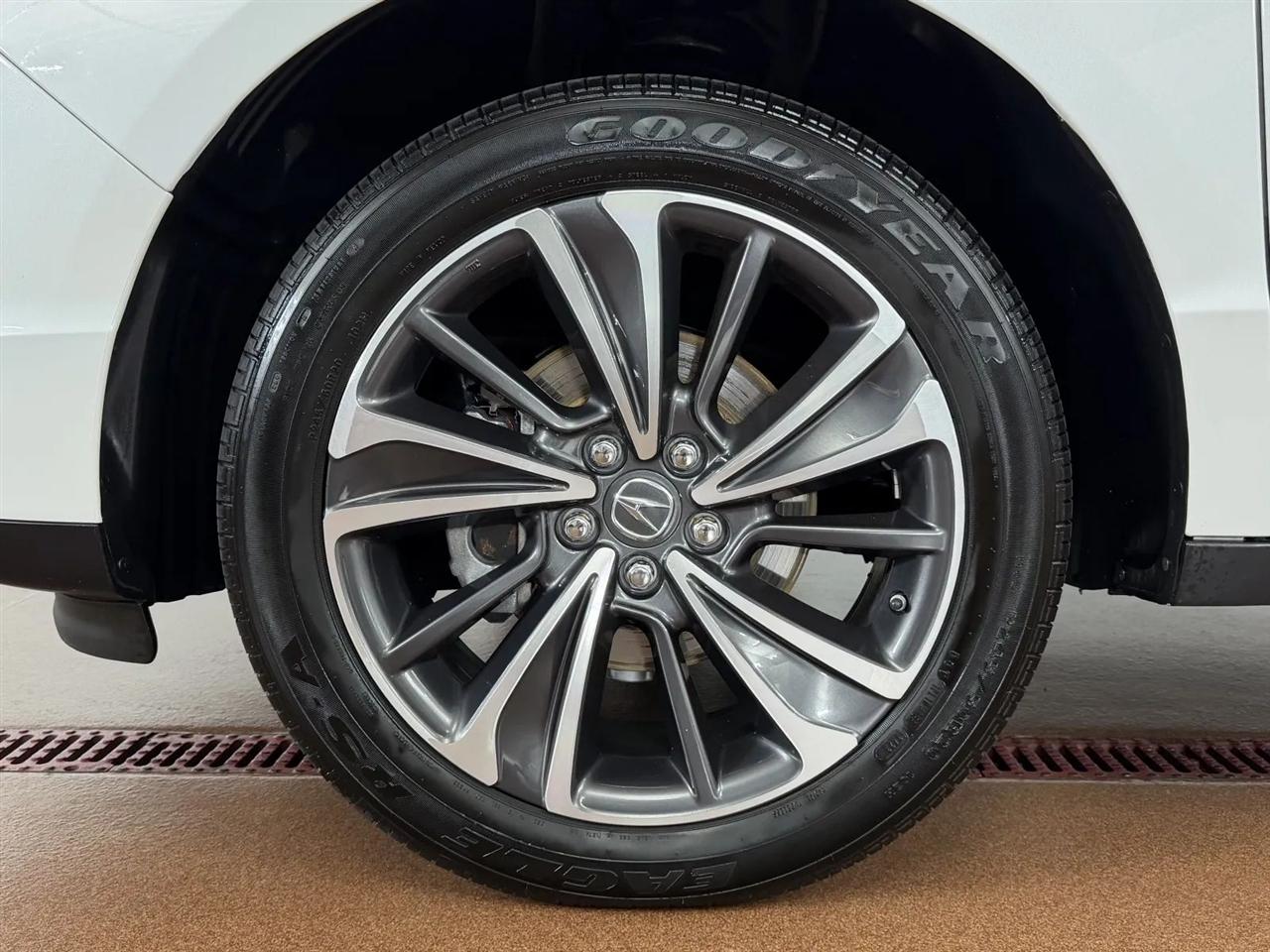 Acura MDX SH-AWD 9-Spd AT w/Tech Package 2020