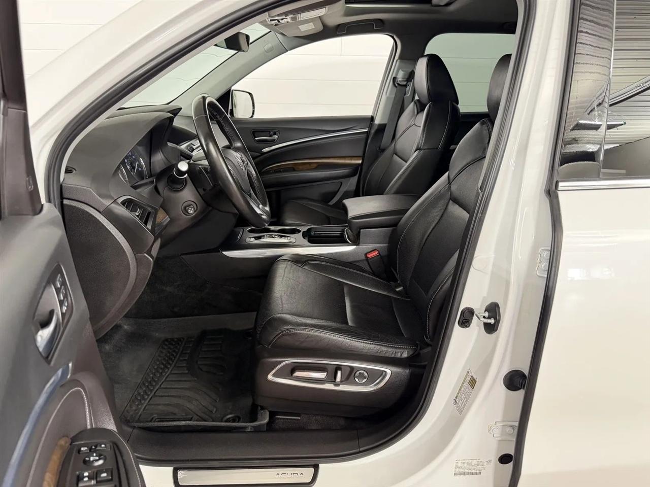 Acura MDX SH-AWD 9-Spd AT w/Tech Package 2020