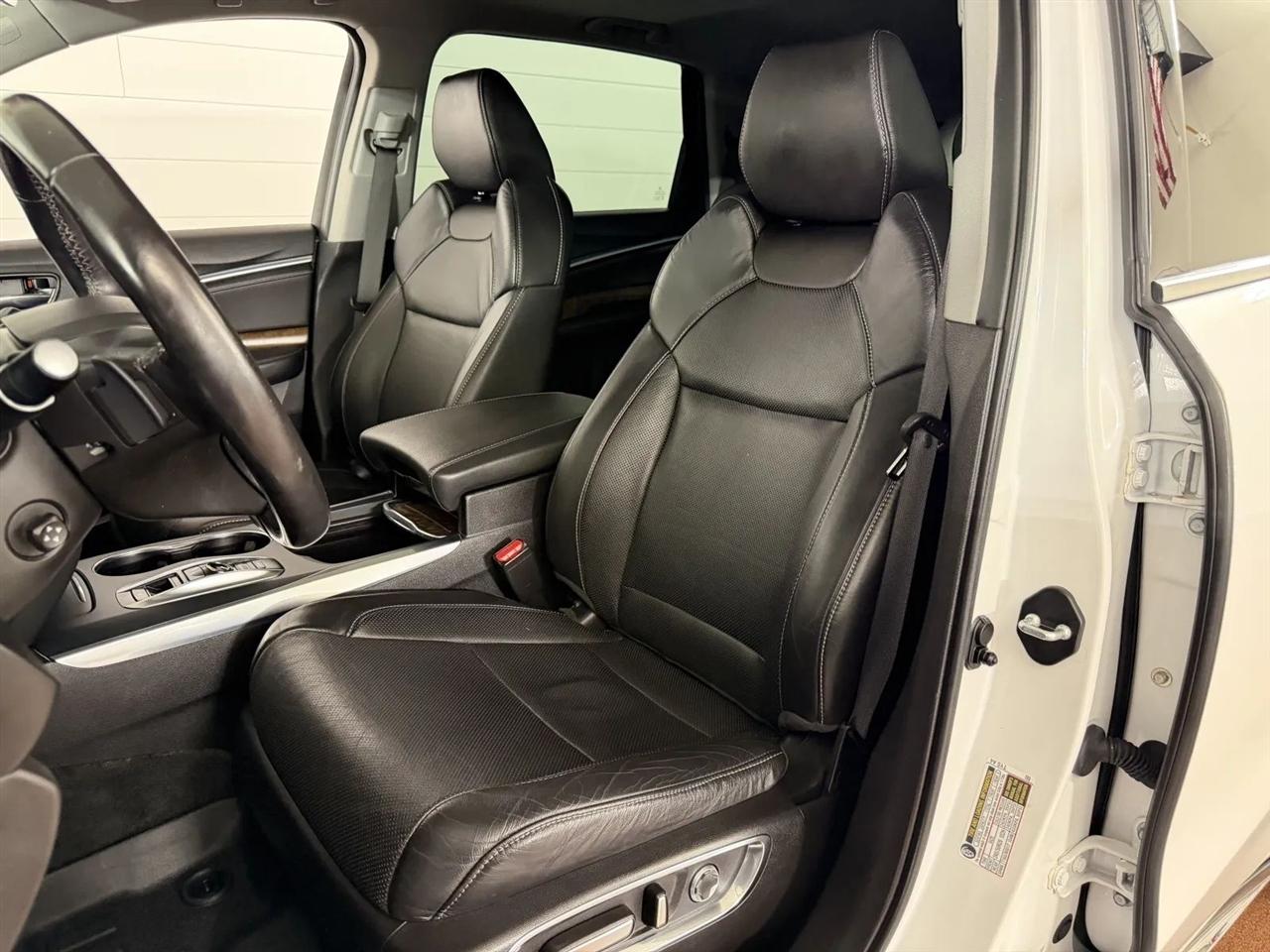 Acura MDX SH-AWD 9-Spd AT w/Tech Package 2020