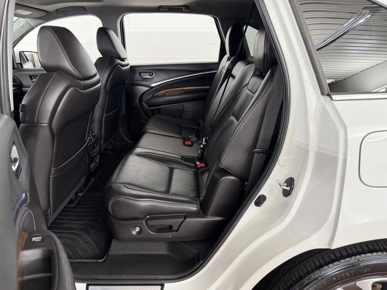 Acura MDX SH-AWD 9-Spd AT w/Tech Package 2020