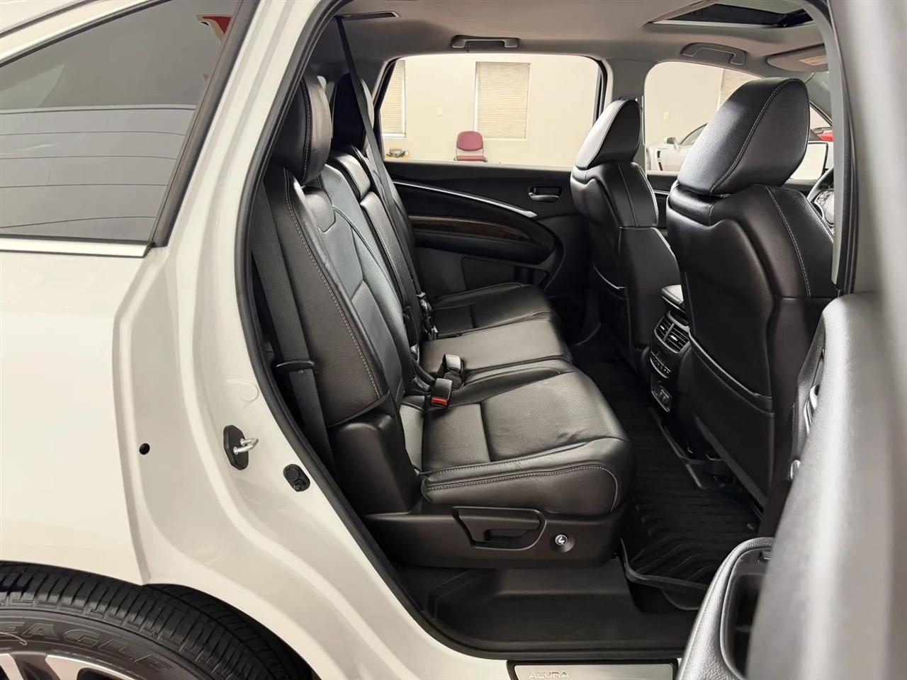 Acura MDX SH-AWD 9-Spd AT w/Tech Package 2020