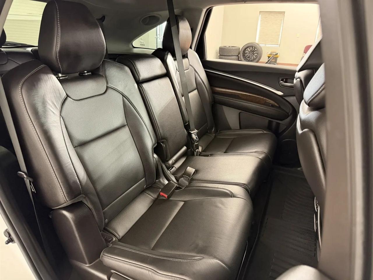 Acura MDX SH-AWD 9-Spd AT w/Tech Package 2020