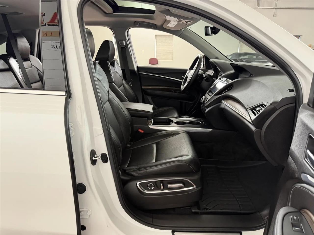 Acura MDX SH-AWD 9-Spd AT w/Tech Package 2020