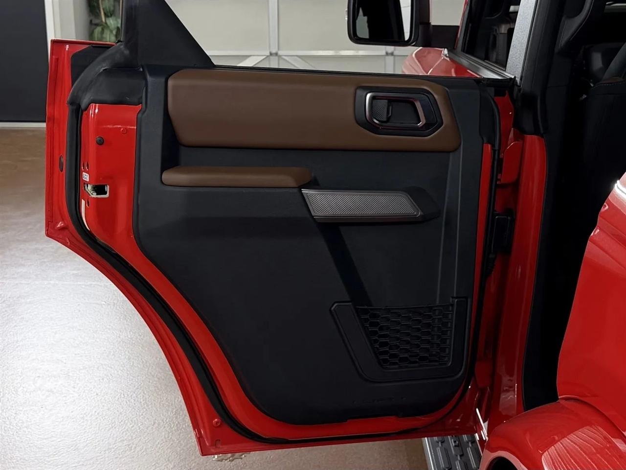 Ford Bronco 4-Door 2021