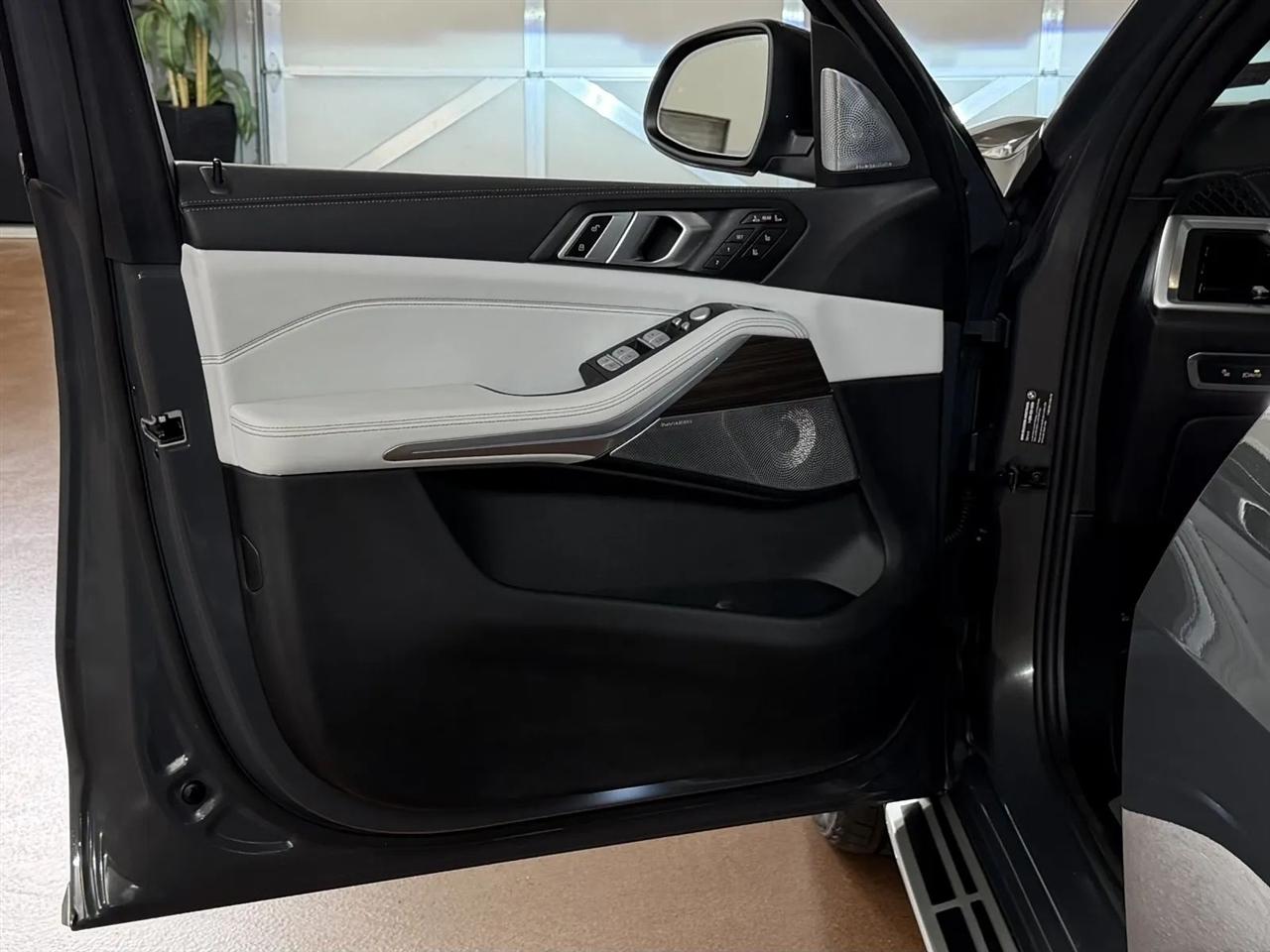 BMW X7 xDrive40i 2025