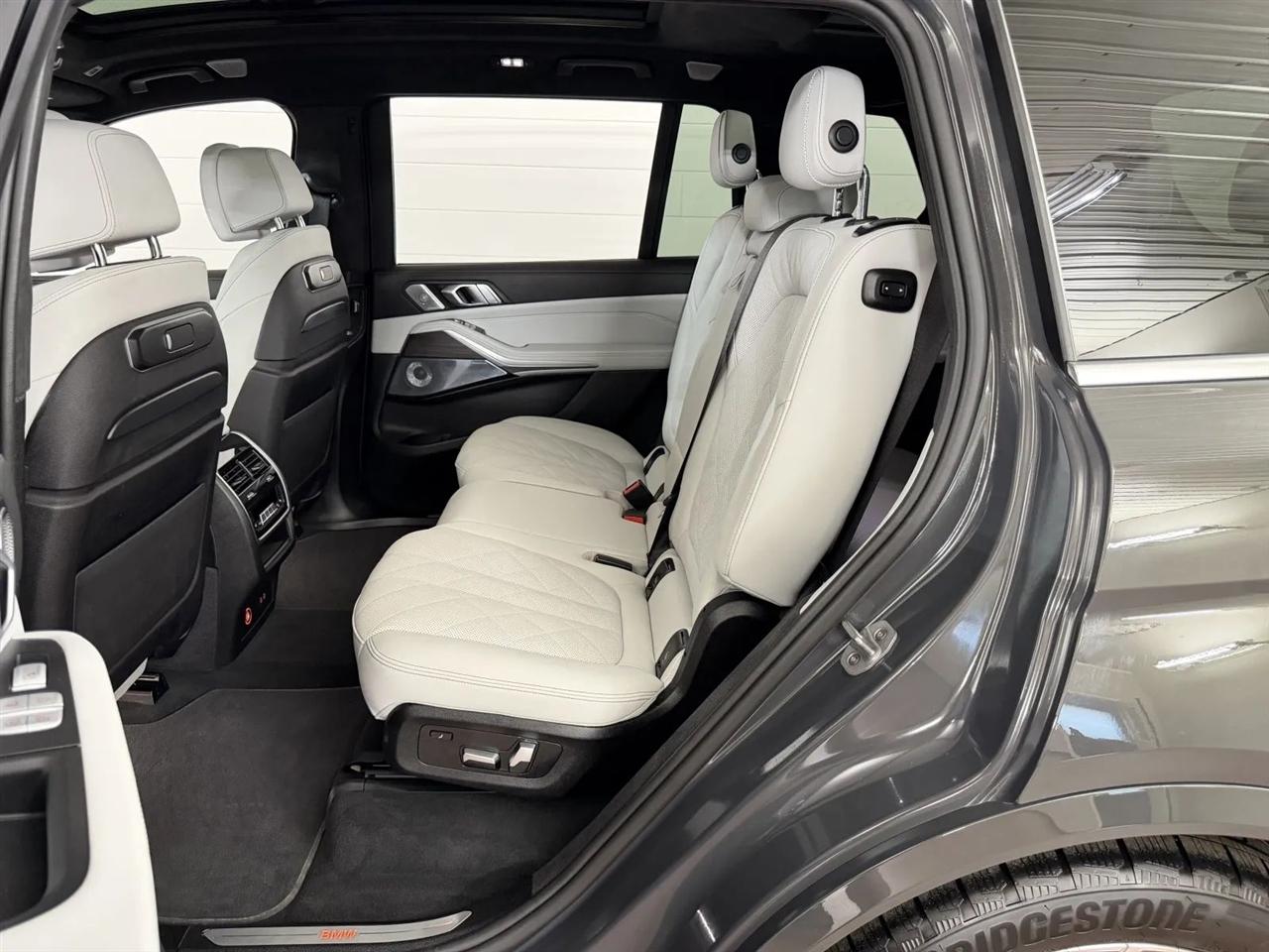 BMW X7 xDrive40i 2025
