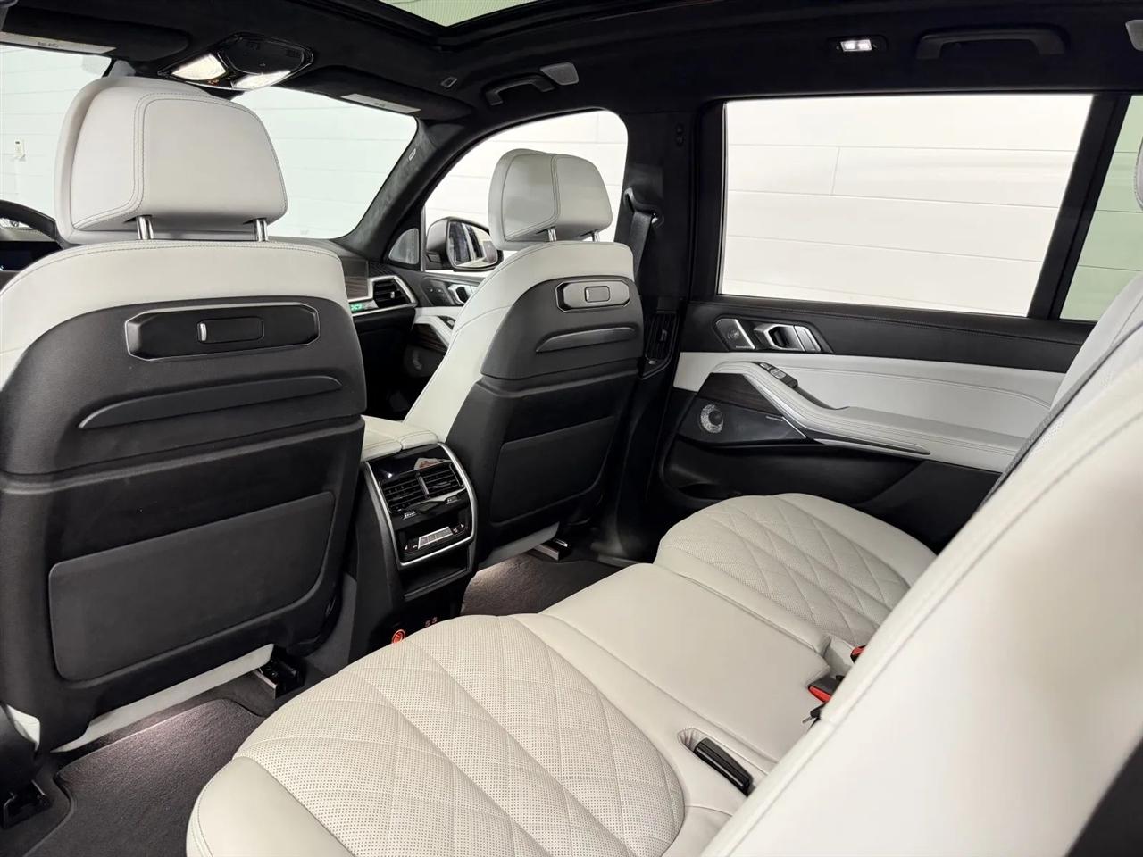 BMW X7 xDrive40i 2025