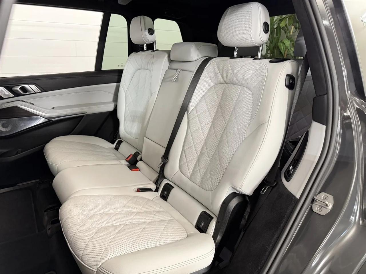 BMW X7 xDrive40i 2025