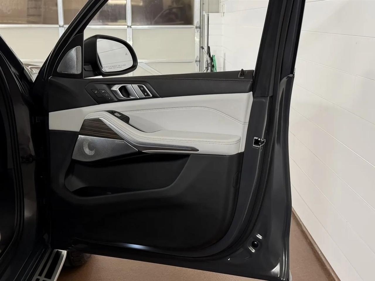 BMW X7 xDrive40i 2025