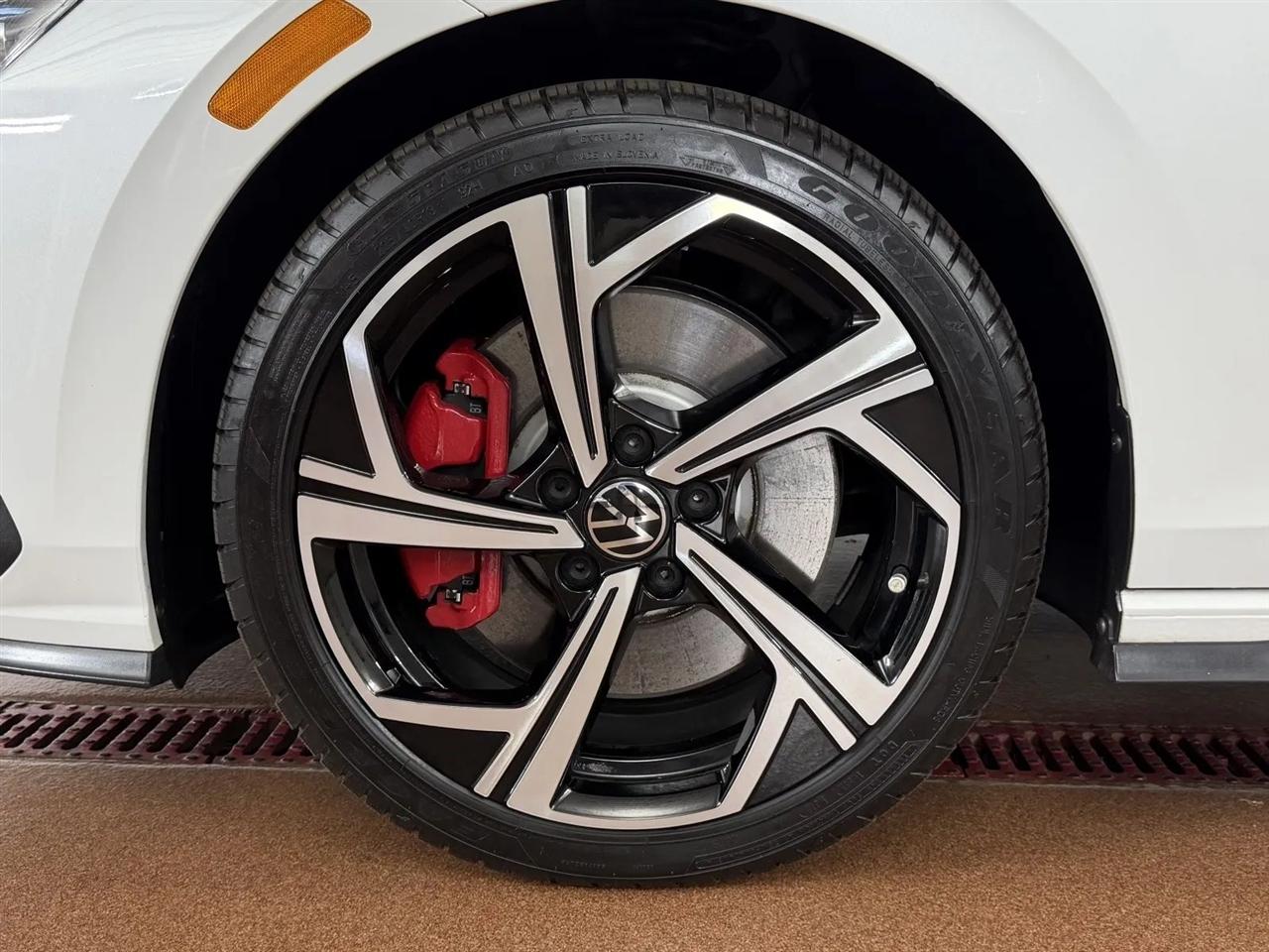 Volkswagen Golf GTI SE 2024