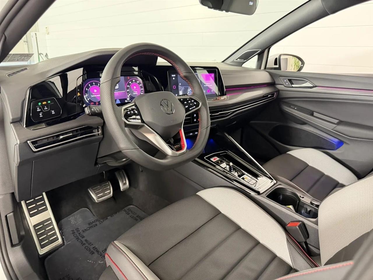 Volkswagen Golf GTI SE 2024