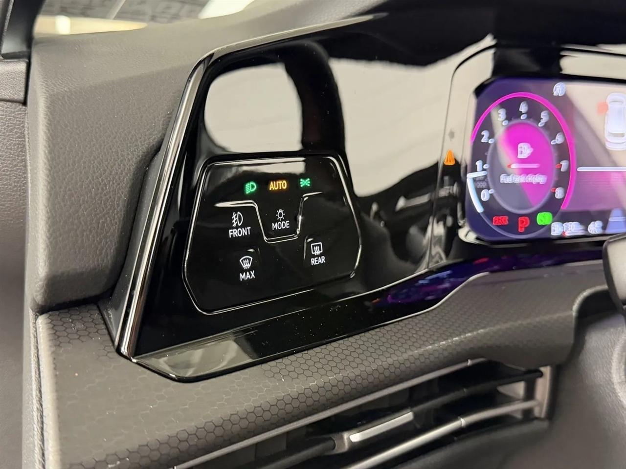 Volkswagen Golf GTI SE 2024