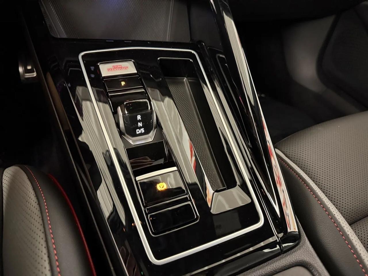 Volkswagen Golf GTI SE 2024