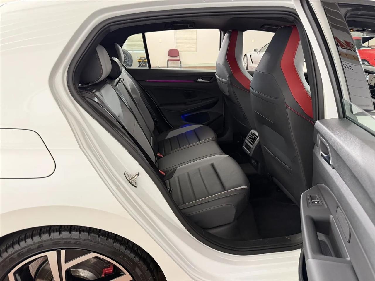 Volkswagen Golf GTI SE 2024
