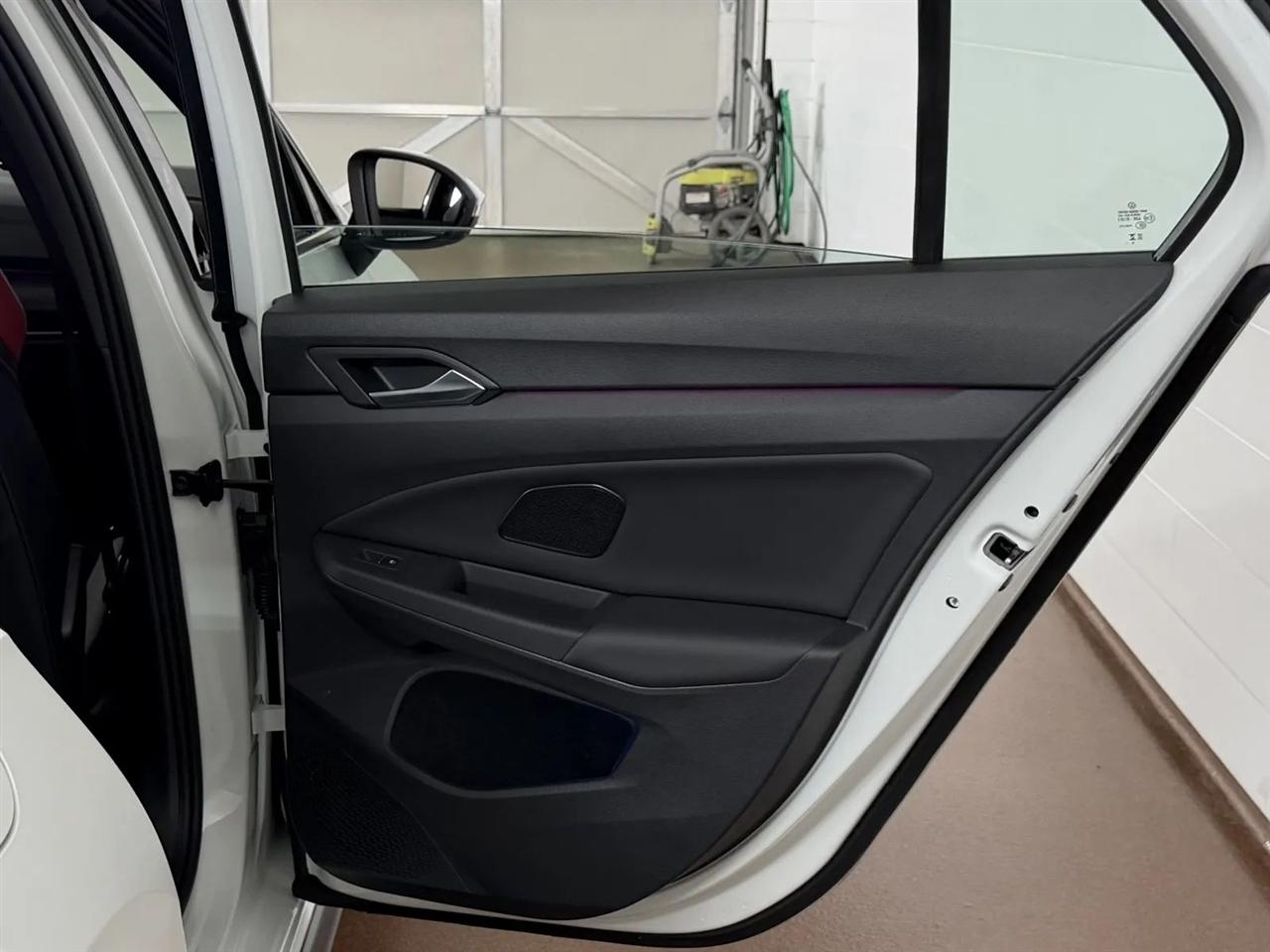 Volkswagen Golf GTI SE 2024