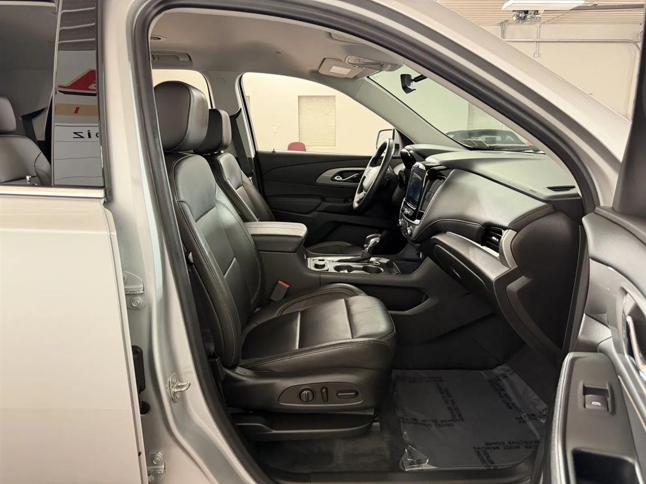 Chevrolet Traverse LT Feather AWD 2021