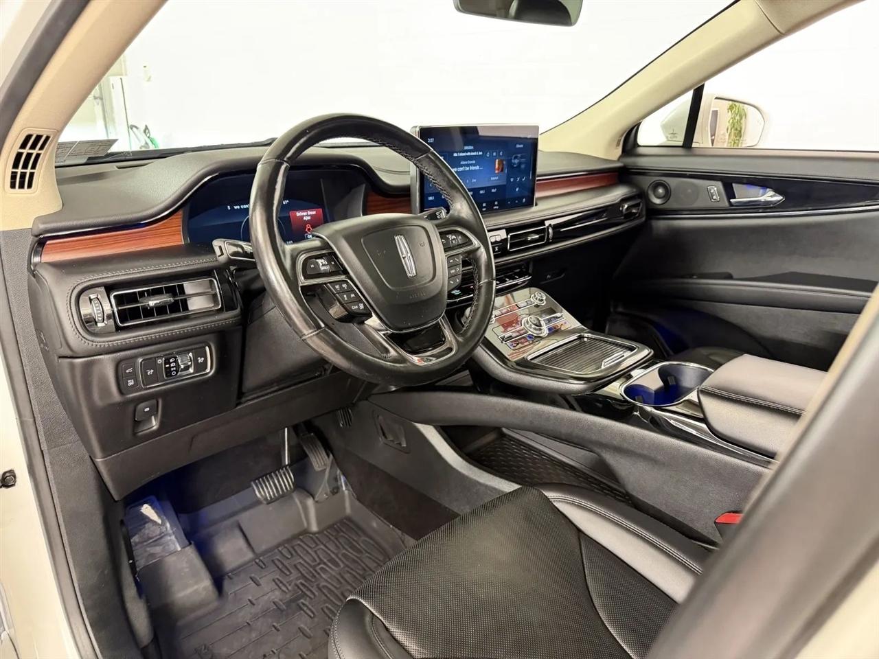Lincoln Nautilus Reserve AWD 2022