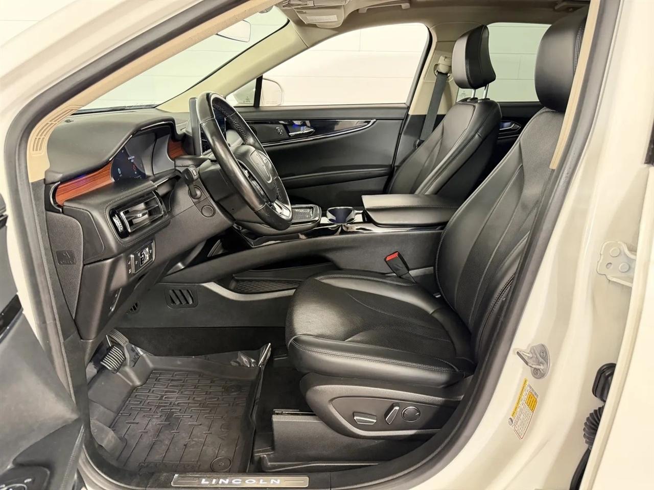 Lincoln Nautilus Reserve AWD 2022