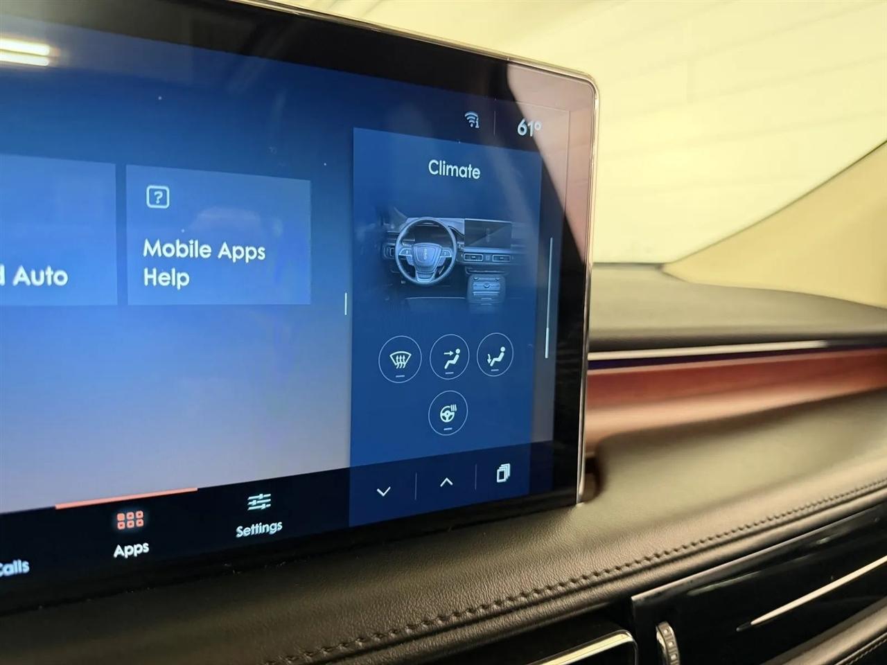 Lincoln Nautilus Reserve AWD 2022