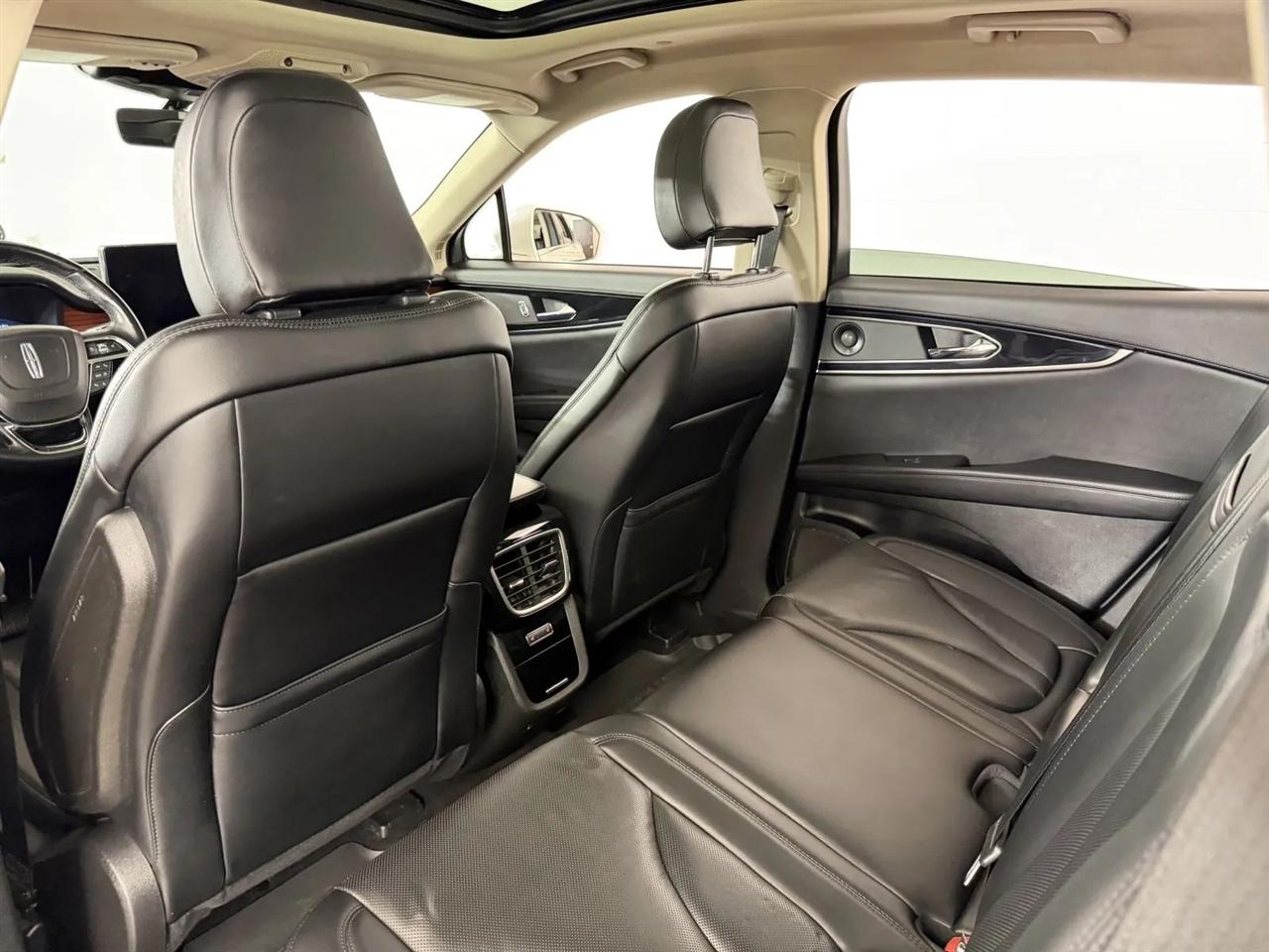 Lincoln Nautilus Reserve AWD 2022