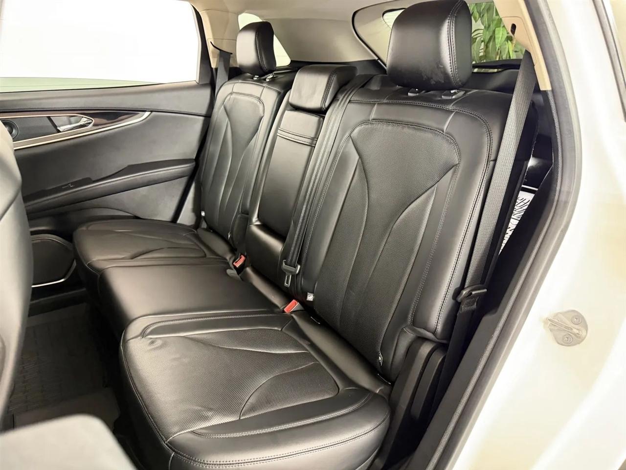 Lincoln Nautilus Reserve AWD 2022