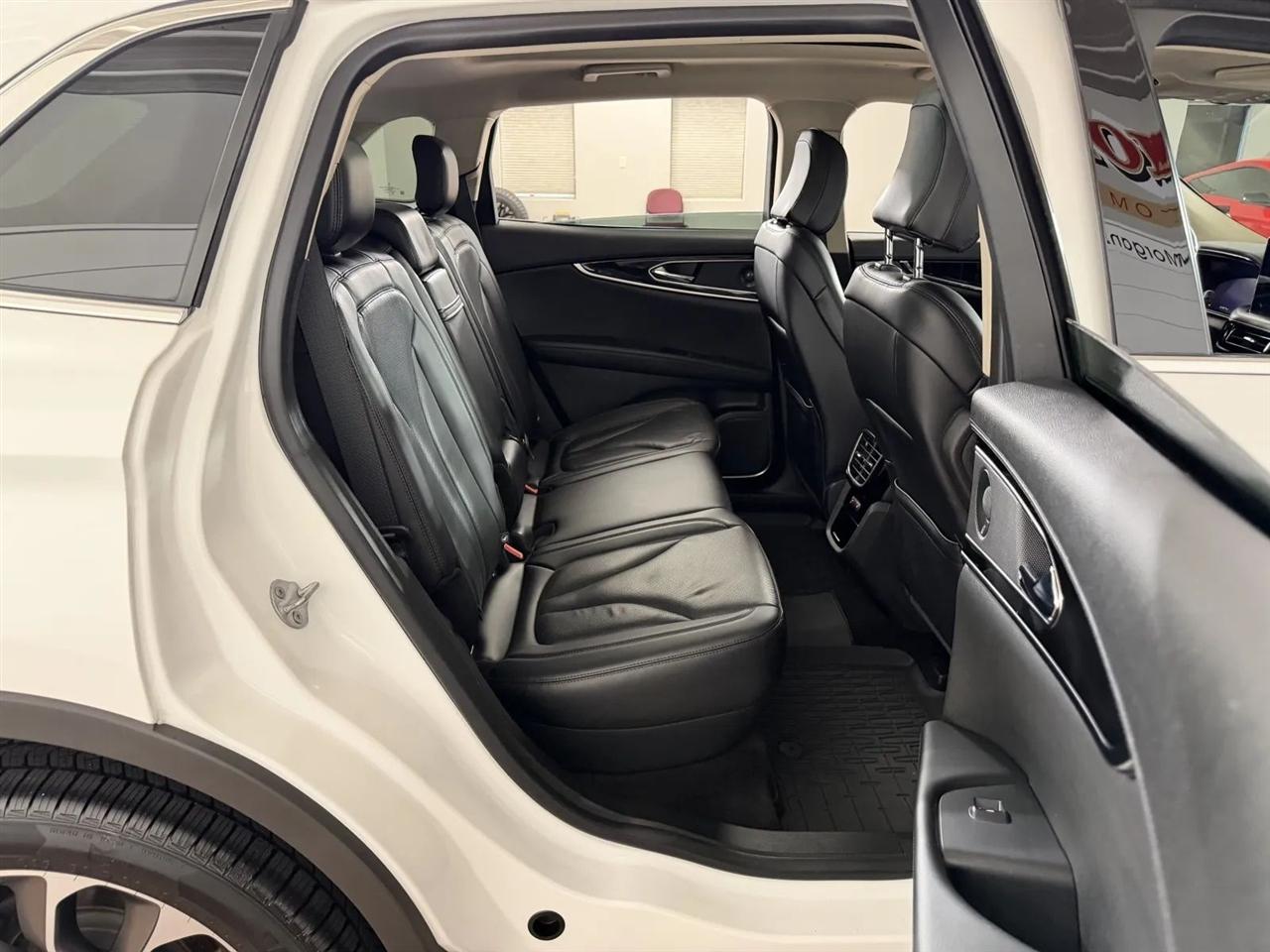 Lincoln Nautilus Reserve AWD 2022