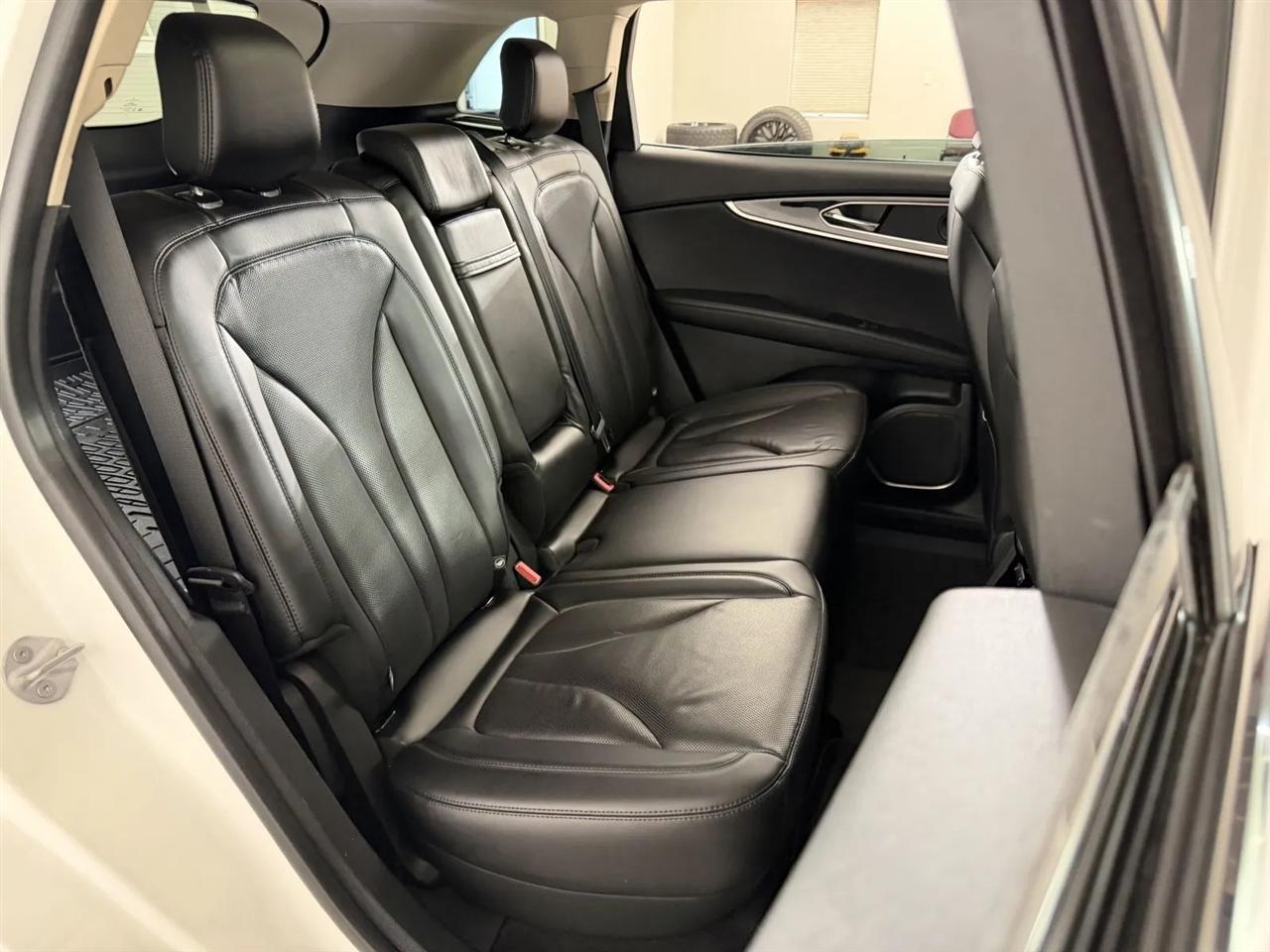 Lincoln Nautilus Reserve AWD 2022