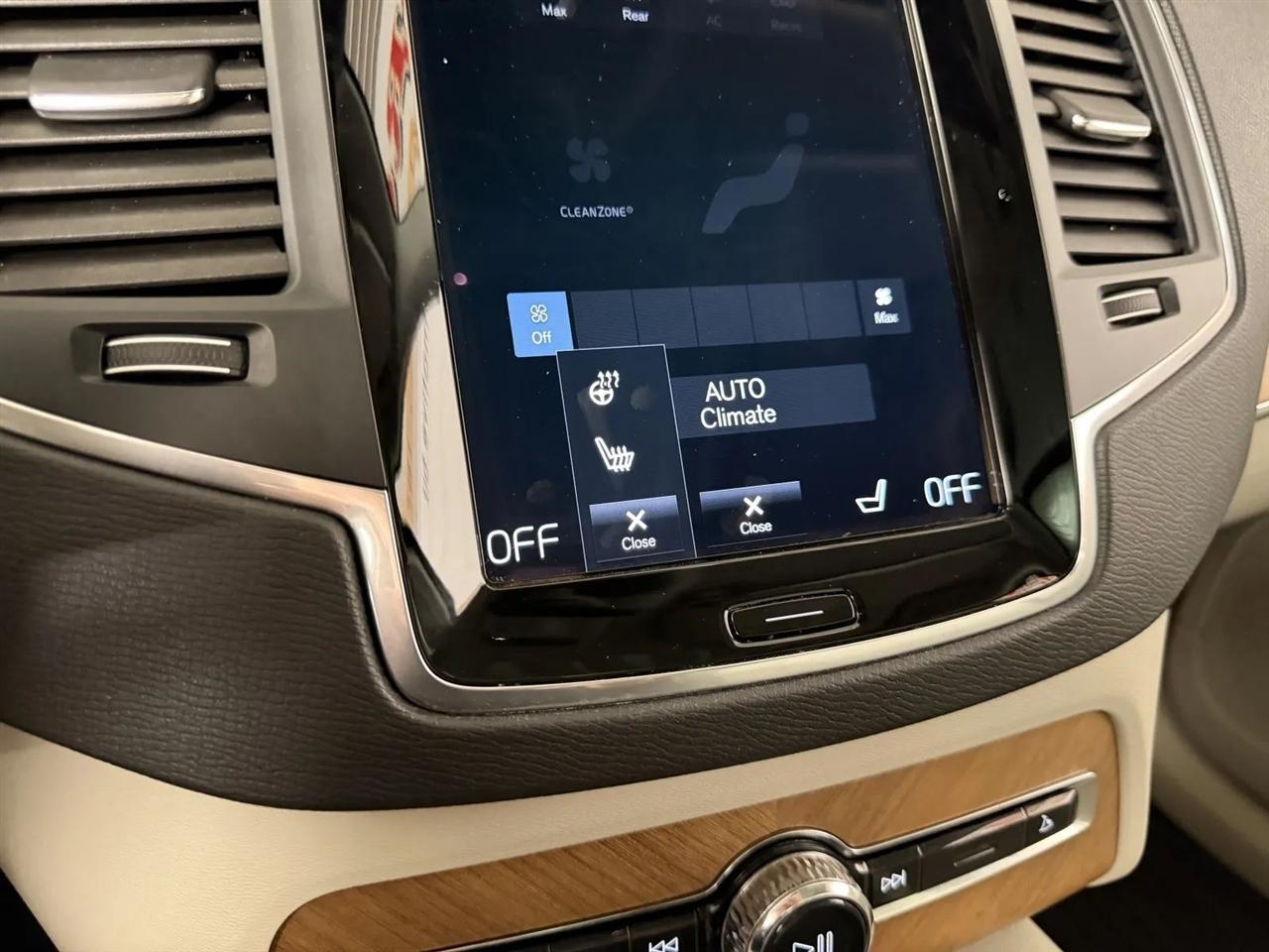 Volvo XC90 T6 Momentum AWD 2021