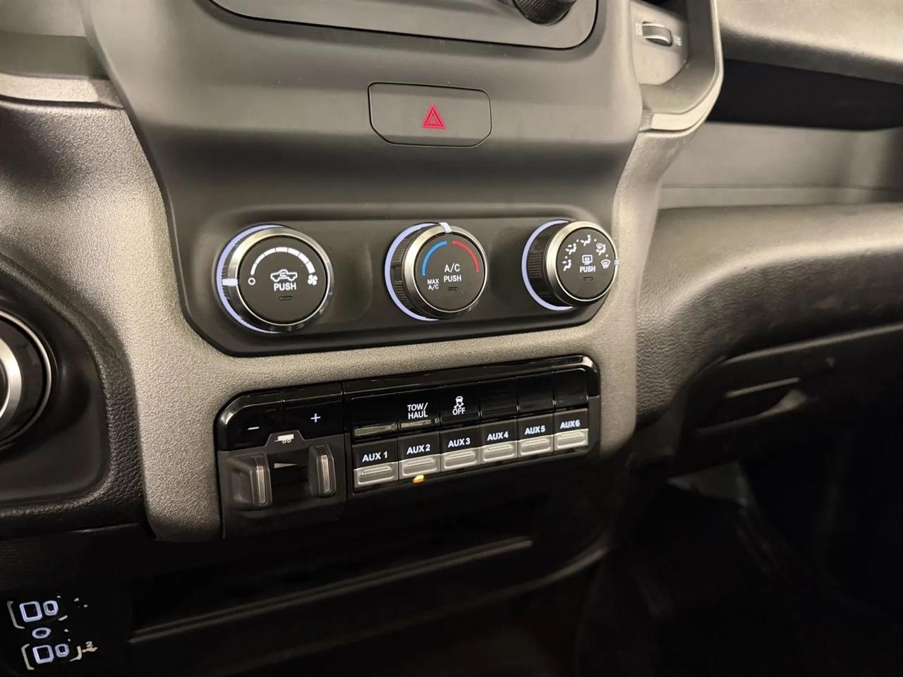 RAM 2500 Tradesman Regular Cab 4WD 2019