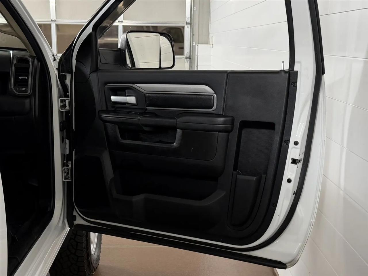 RAM 2500 Tradesman Regular Cab 4WD 2019
