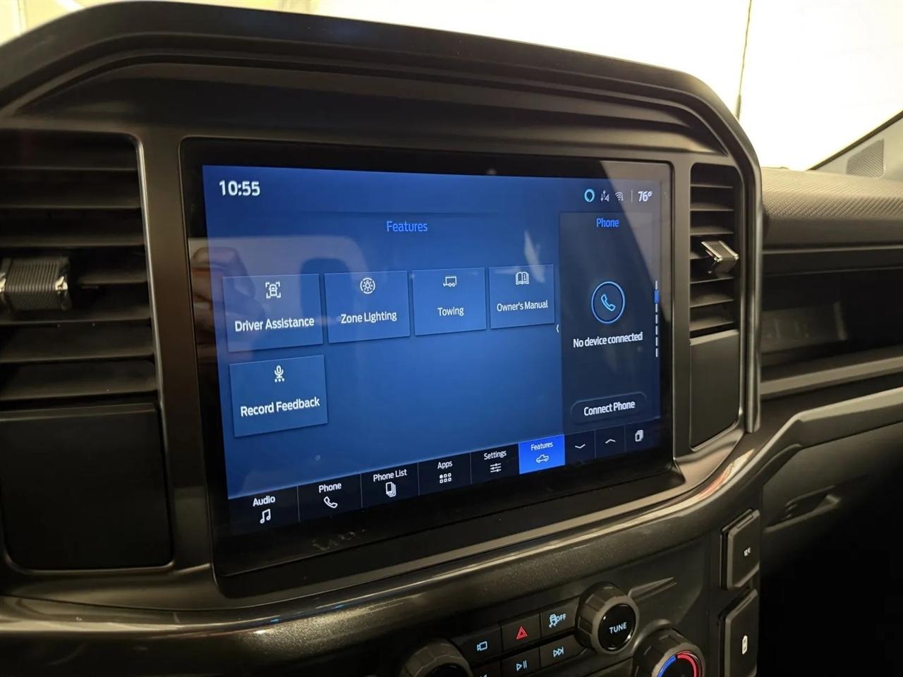 Ford F-150 STX SuperCrew 4WD 2025