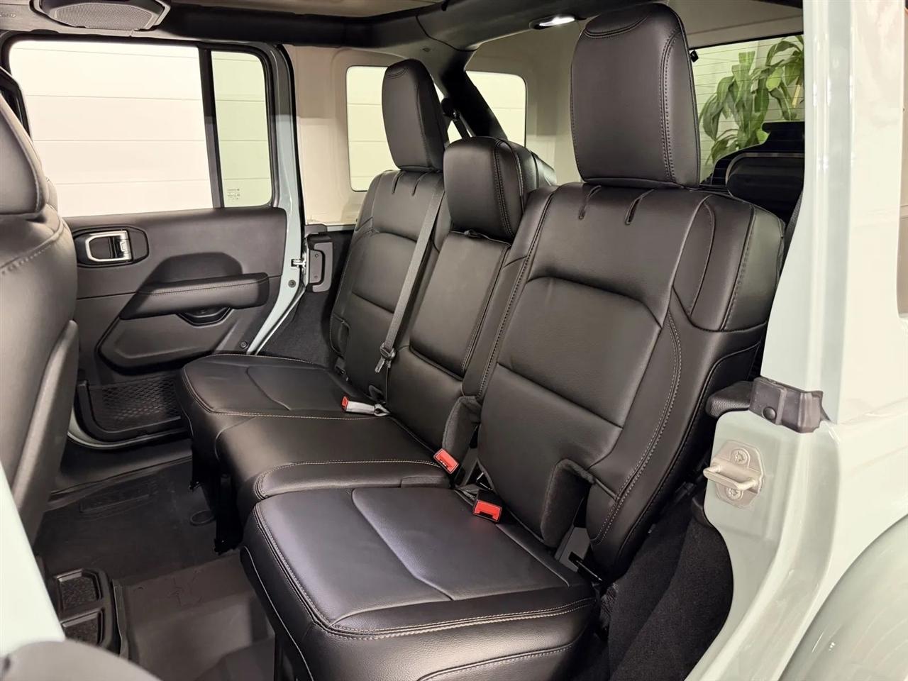 Jeep Wrangler Unlimited Rubicon 392 2023