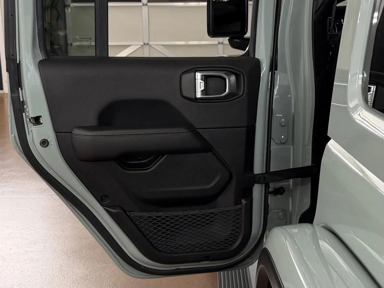 Jeep Wrangler Unlimited Rubicon 392 2023