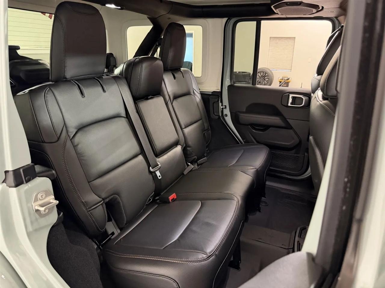 Jeep Wrangler Unlimited Rubicon 392 2023