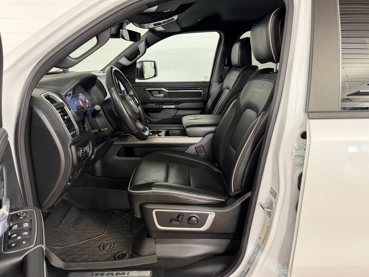 RAM 1500 Laramie Crew Cab LWB 4WD 2022