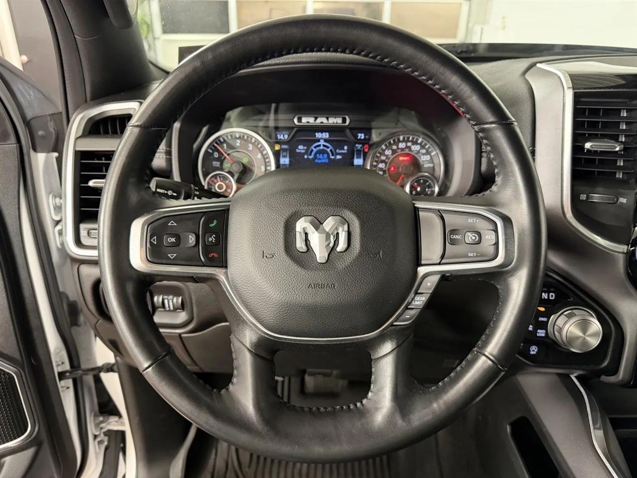 RAM 1500 Laramie Crew Cab LWB 4WD 2022
