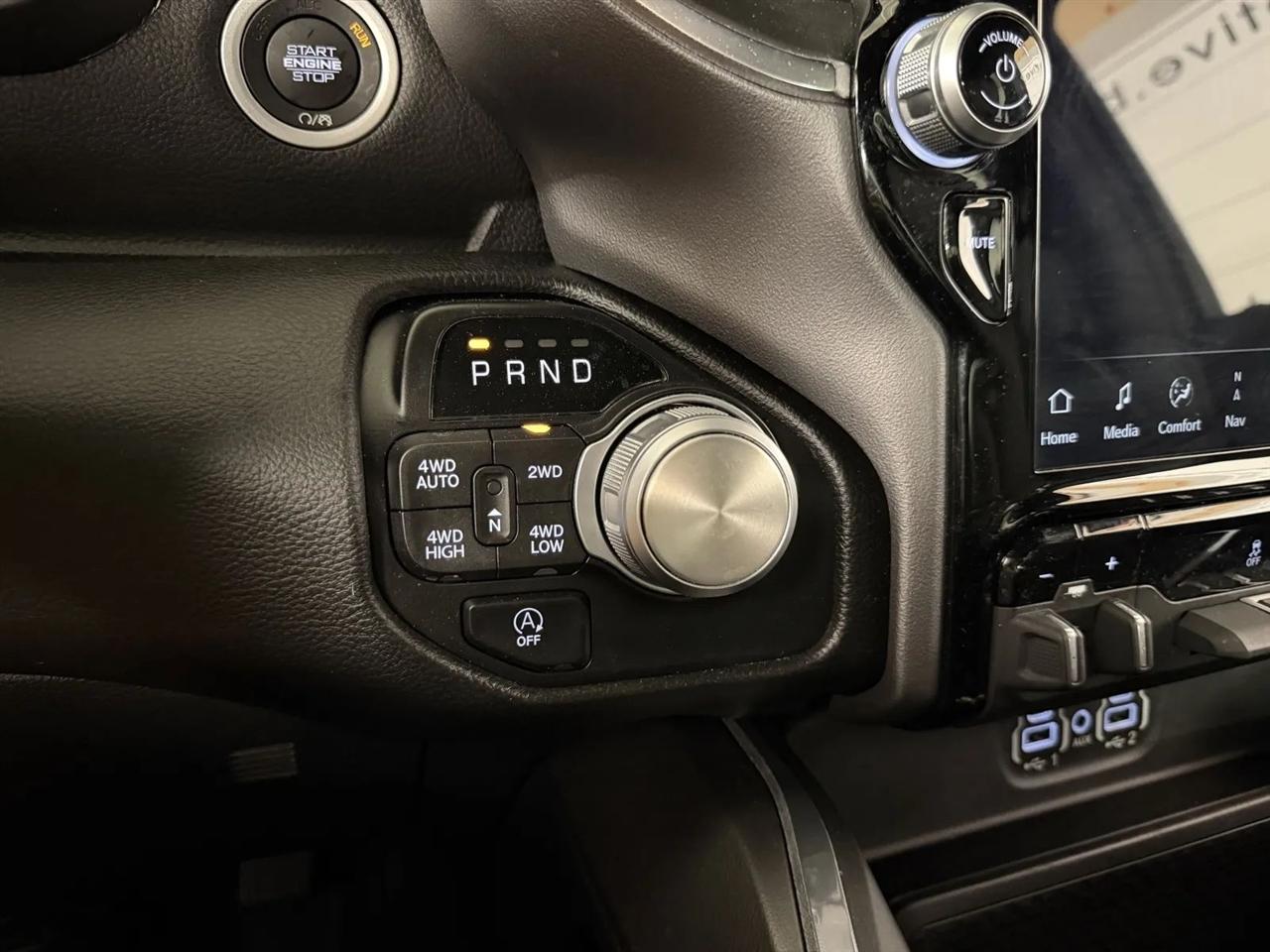 RAM 1500 Laramie Crew Cab LWB 4WD 2022