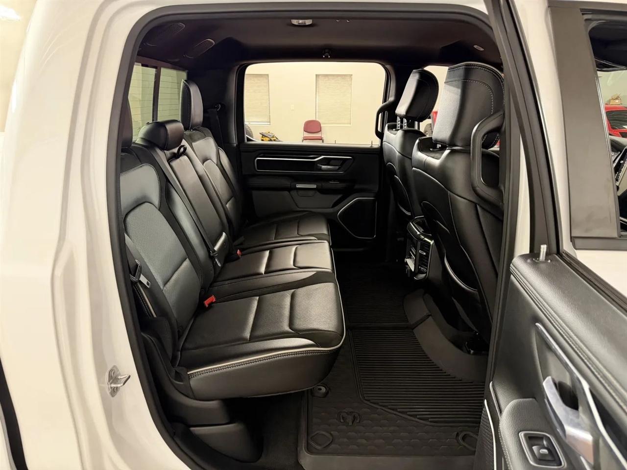 RAM 1500 Laramie Crew Cab LWB 4WD 2022
