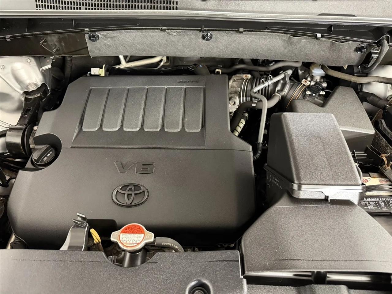 Toyota Highlander LE AWD V6 2016